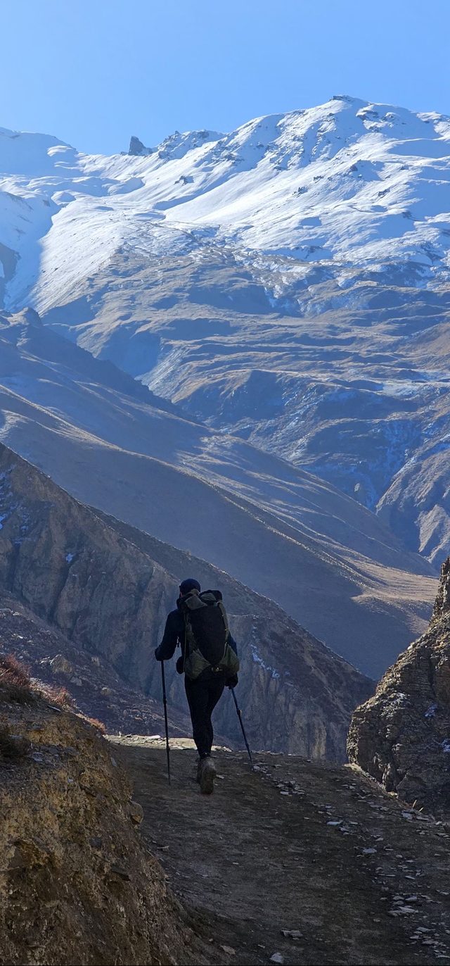 Sam, heading back down from Phu